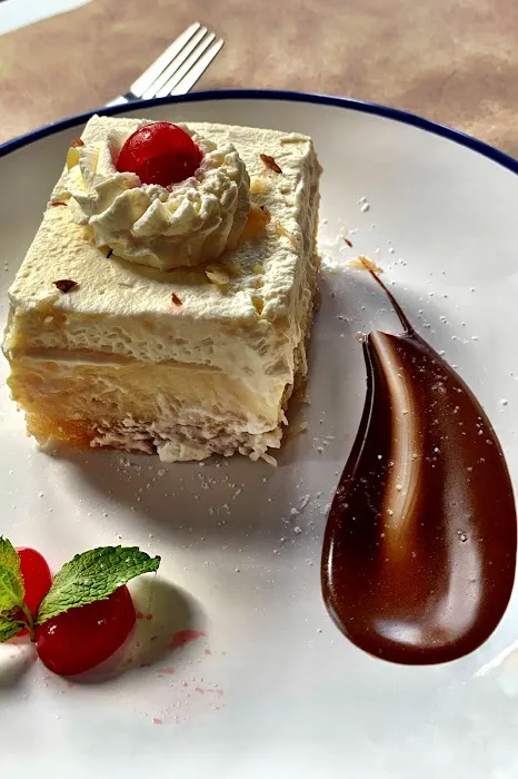 Kouzina Greek Taverna and Bar Picture 10