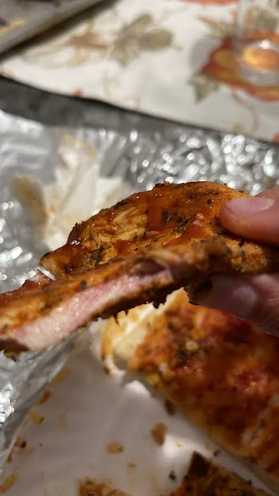 Outpost Pizza Stamford Picture 4