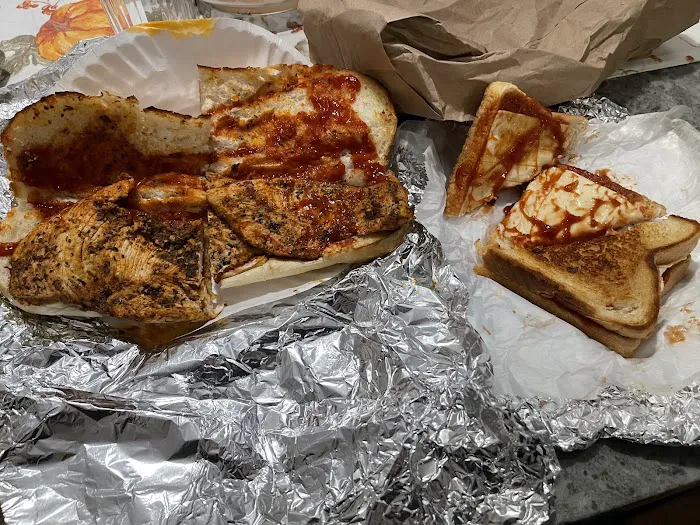 Outpost Pizza Stamford Picture 9