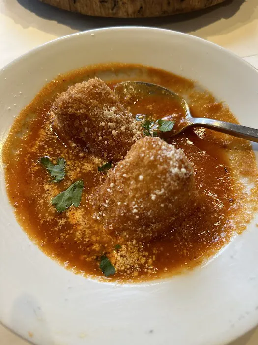 T's Wine Bar + Kitchen Picture 6