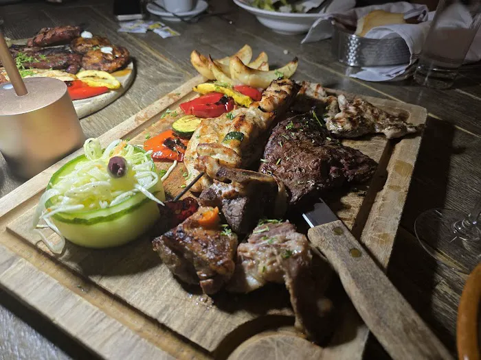 Çka Ka Qëllu Picture 7