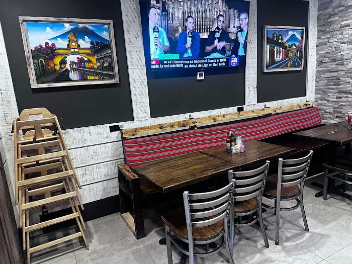 Old House Restaurant Picture 1