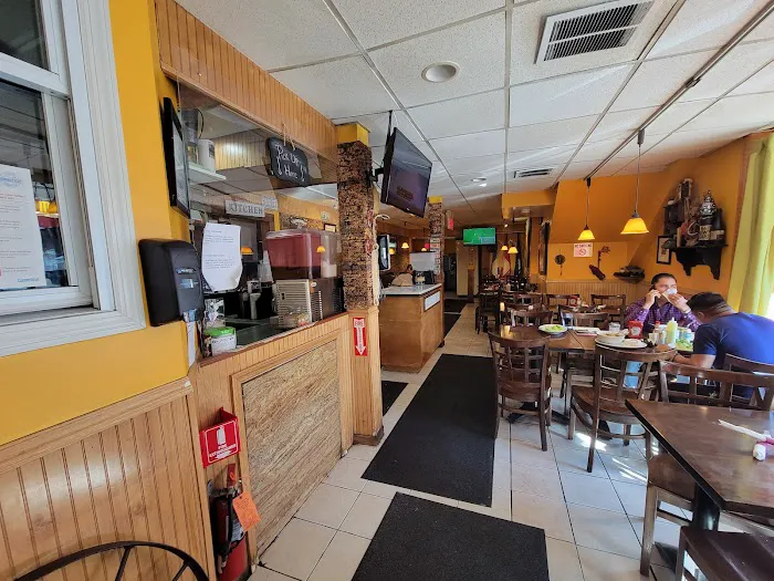 Old House Restaurant Picture 7