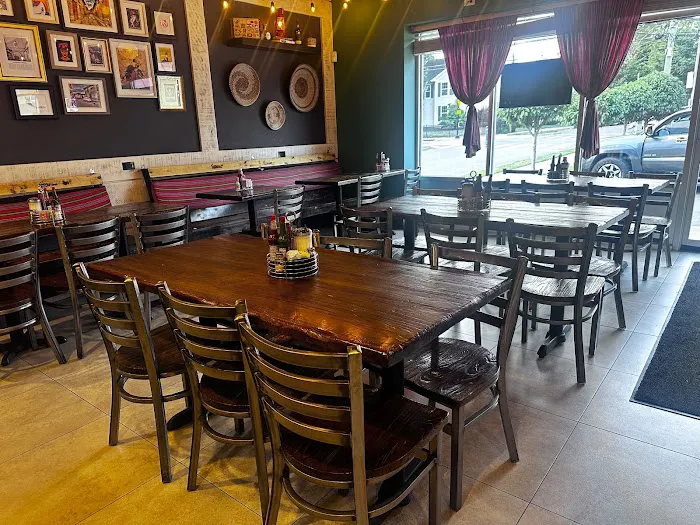 Old House Restaurant Picture 10