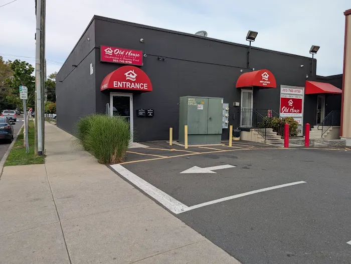 Old House Restaurant Picture 5