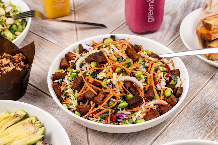 Green & Tonic Picture 7