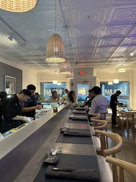 Sushi Bar Picture 9
