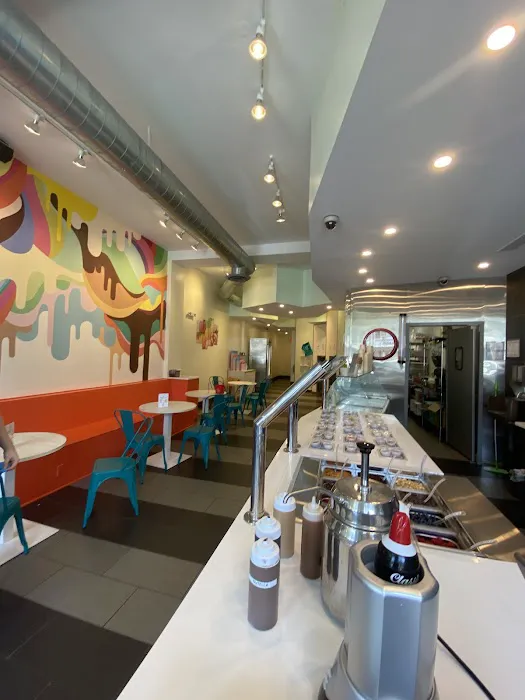 Cups N' Cones Picture 3