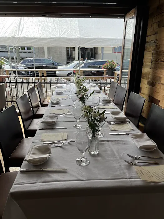 Harvest Wine Bar & Restaurant Picture 5