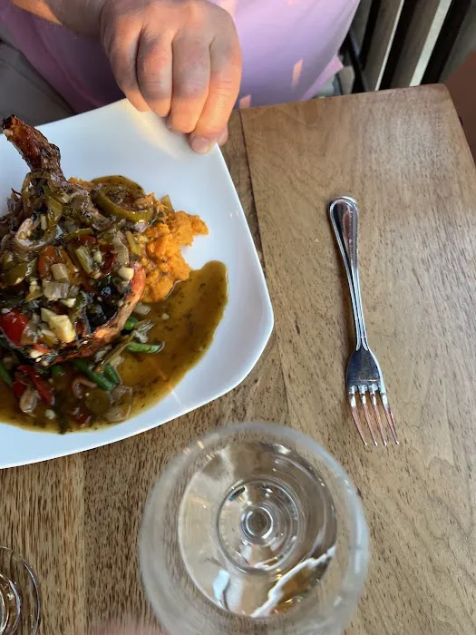 Harvest Wine Bar & Restaurant Picture 6