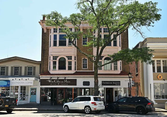 The Wine Cellar on Main Picture 2