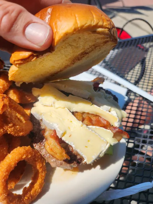 Silver Lake Cafe & Grill Picture 4