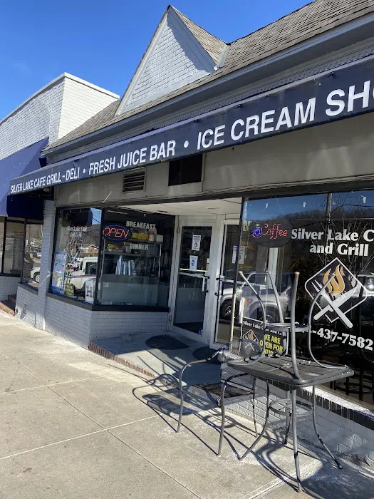 Silver Lake Cafe & Grill Picture 10