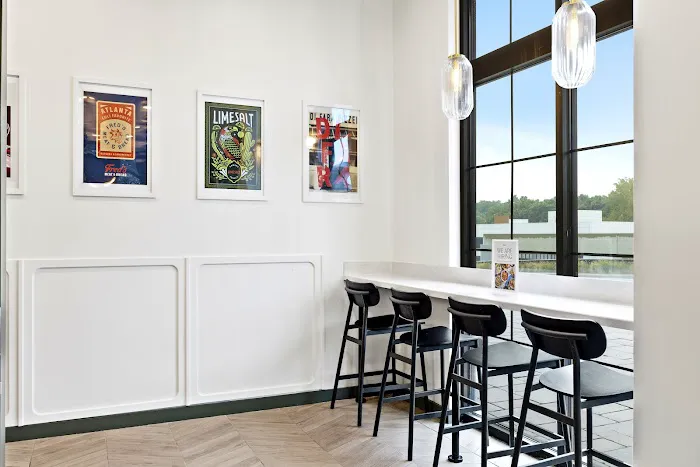 Wonder West Harrison Picture 6