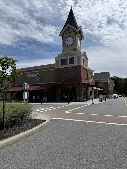 MARKET Cafe Picture 9