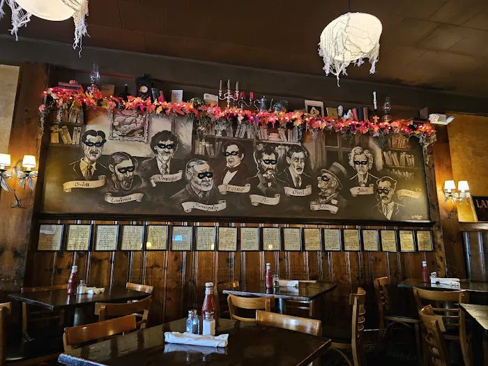 Horsefeathers Picture 1