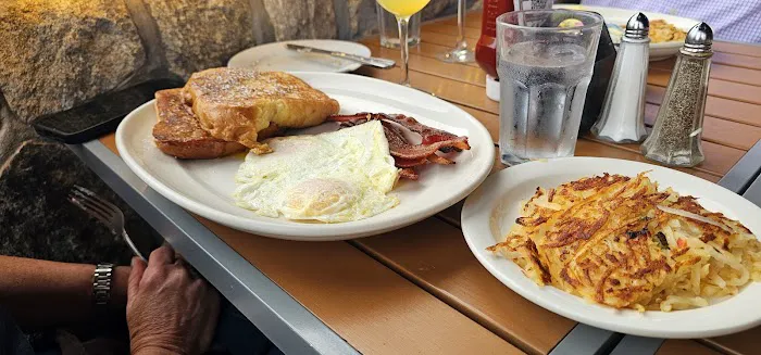 The Beehive Picture 2