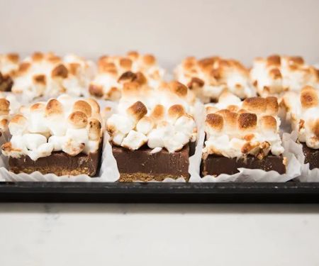 SugarHi | Cakes & Dessert | Ice Creams & Candies