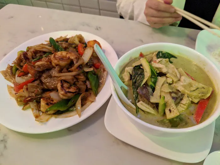 Little Thai Kitchen Picture 7