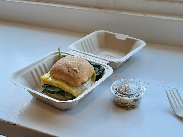 Green & Tonic Picture 1