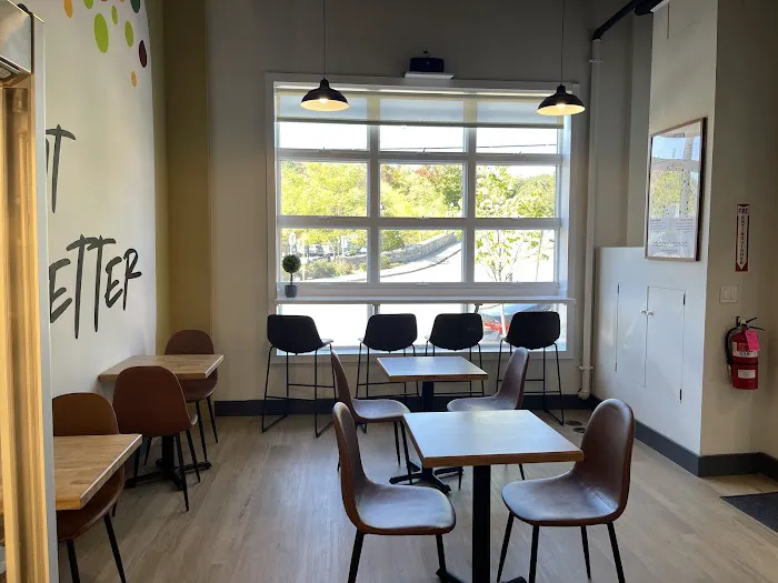 Green & Tonic Picture 4