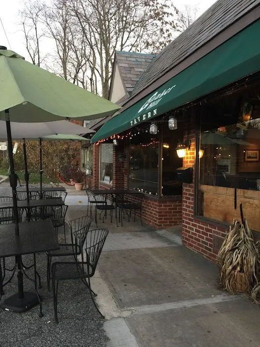 Quaker Hill Tavern Picture 5