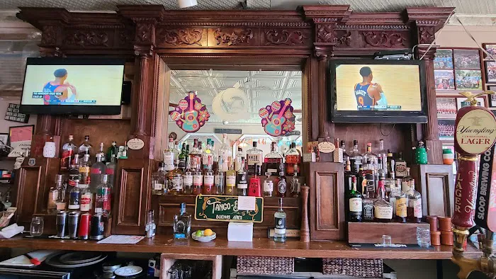 Quaker Hill Tavern Picture 8