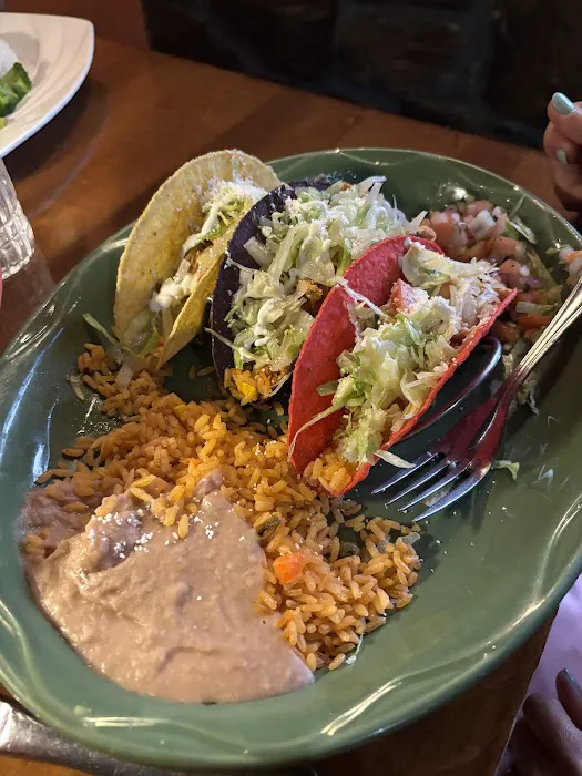 Maya Riviera Bar & Restaurant Picture 10