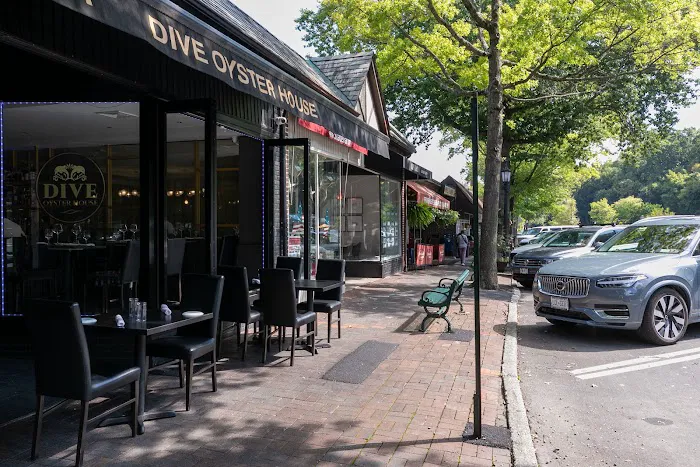 Dive Oyster House Picture 8