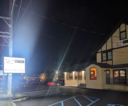 512 Bistro Bar & Restaurant