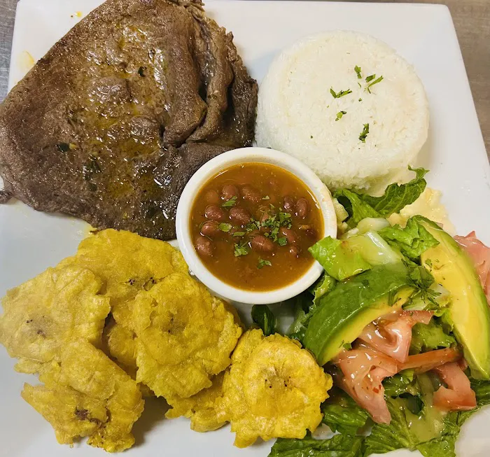 Sabores Sport Bar Picture 6