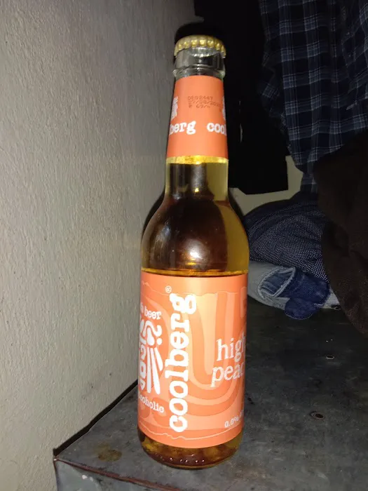 Lou's Wagon (Hot dog truck) Picture 9