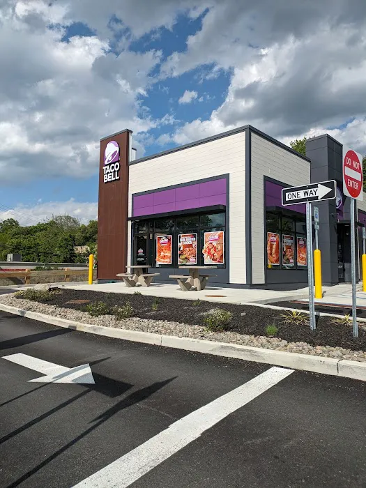 Taco Bell Picture 10