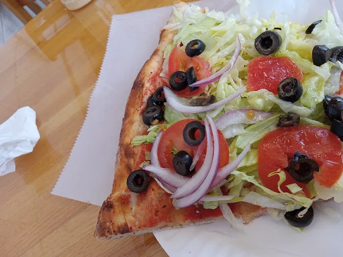 Lucy's Pizza Picture 10