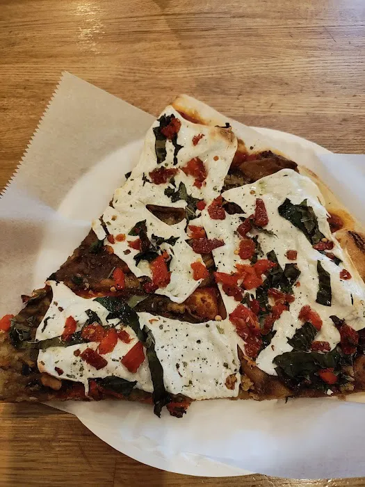 Capri Pizza & Pasta Picture 8