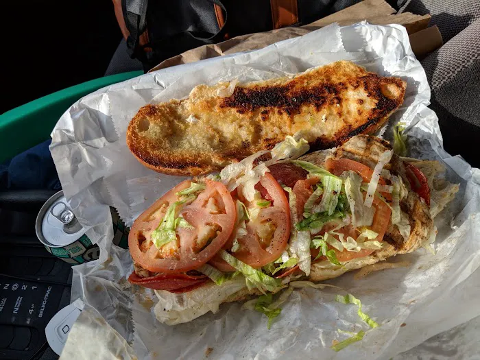 Rocky's Millwood Deli Picture 8