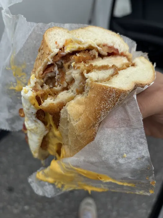 Rocky's Millwood Deli Picture 1