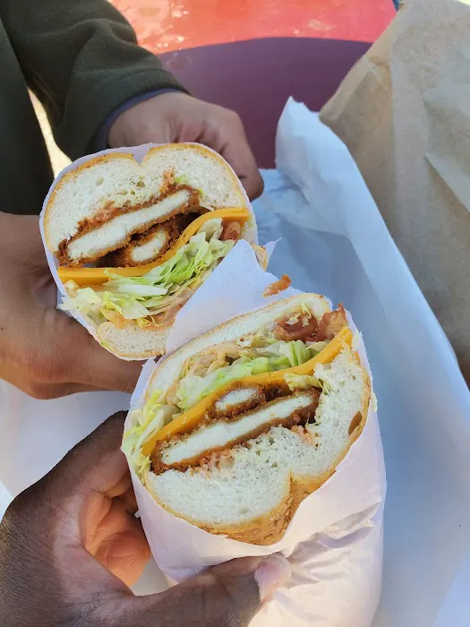 Rocky's Millwood Deli Picture 9