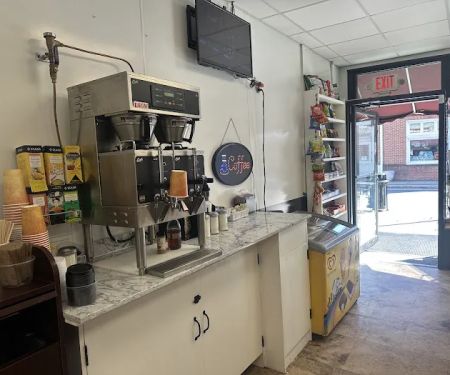 Pacheco’s Deli & Pizza