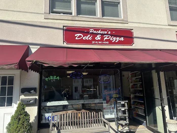 Pacheco’s Deli & Pizza Picture 5