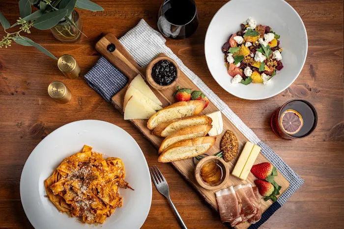 The Tasty Table Picture 4