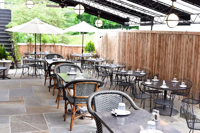 Lexington Square Cafe Picture 3