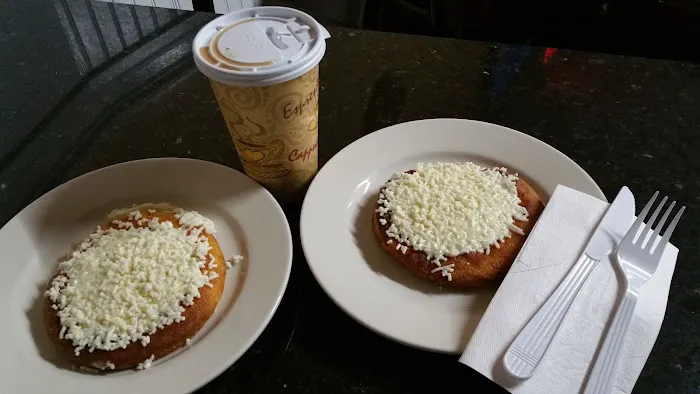 Asi Es Colombia Bakery Restaurant Picture 7