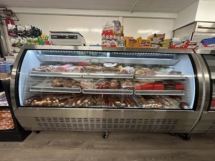 Vi's European Market & Deli Picture 2