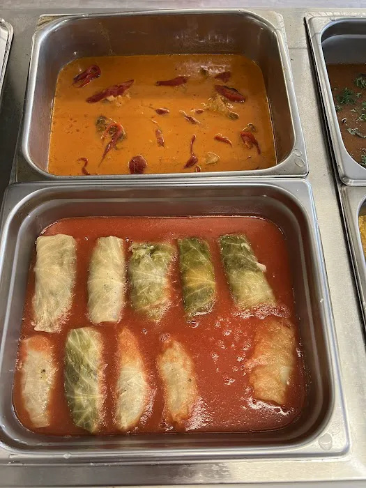 Vi's European Market & Deli Picture 8