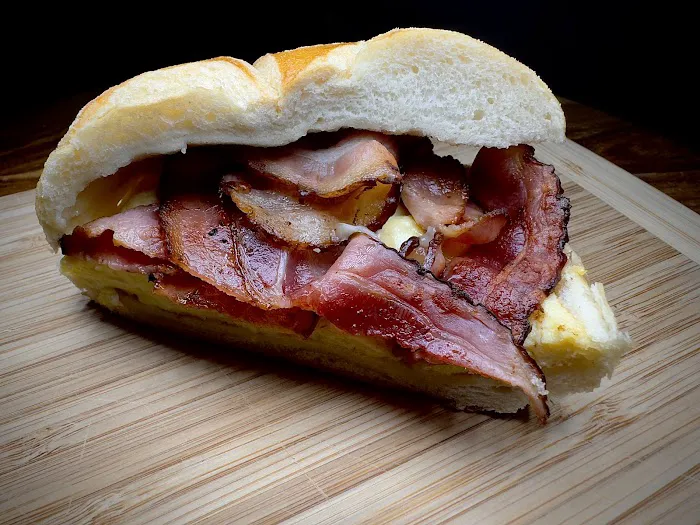 Vi's European Market & Deli Picture 9