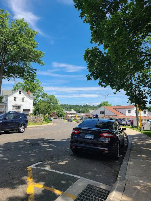 Cherry Street East Picture 10