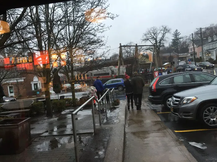 Starbucks Picture 10