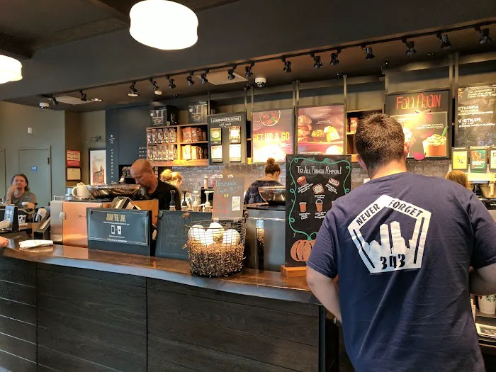 Starbucks Picture 5