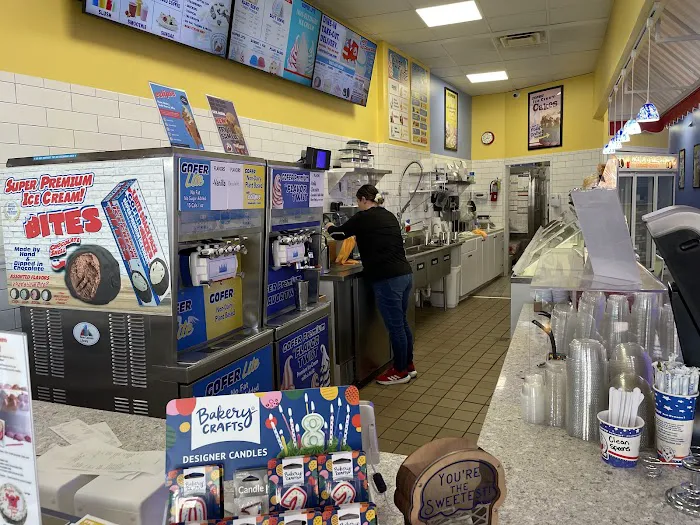 Gofer Ice Cream New Canaan Picture 6